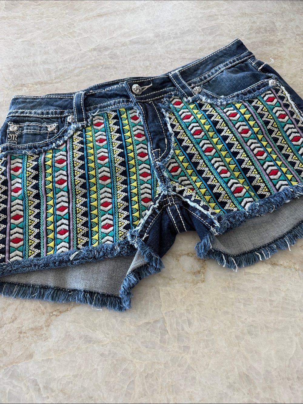 Miss Me Embroidered Denim Shorts with Multicolor Embroidery and Sequiens